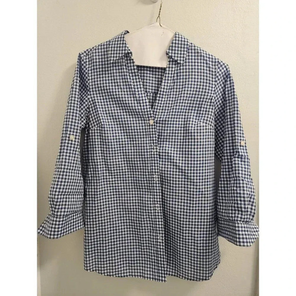 The limited xs Navy button down - Picture 5 of 6